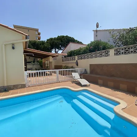 וילה Casa Familiar Con Piscina Privada En Torroella De Montgri, Cerca De La Playa - Hisp-7-44 Torroella de Montgrí