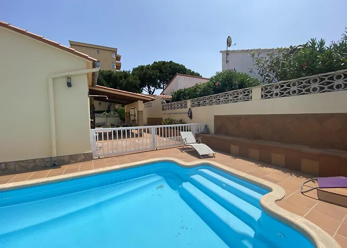 וילה Casa Familiar Con Piscina Privada En Torroella De Montgri, Cerca De La Playa - Hisp-7-44 Torroella de Montgrí