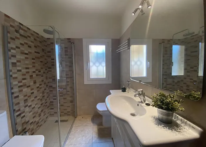 Casa Familiar Con Piscina Privada En Torroella De Montgri, Cerca De La Playa - Hisp-7-44 Torroella de Montgrí
