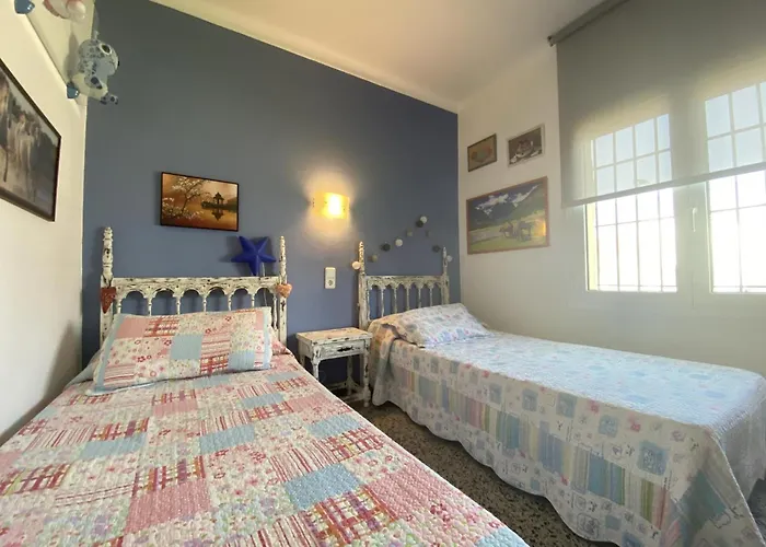 וילה Casa Familiar Con Piscina Privada En Torroella De Montgri, Cerca De La Playa - Hisp-7-44 *